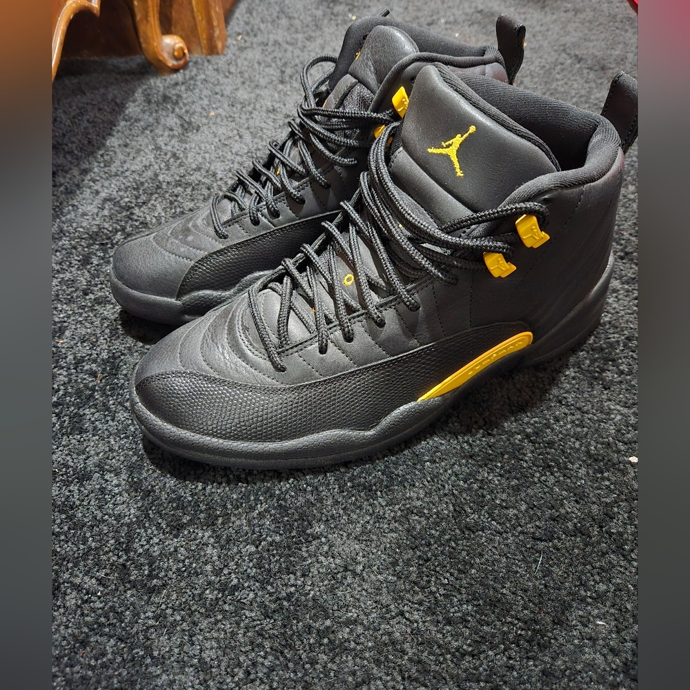 Jordan 12 Retro Black Taxi